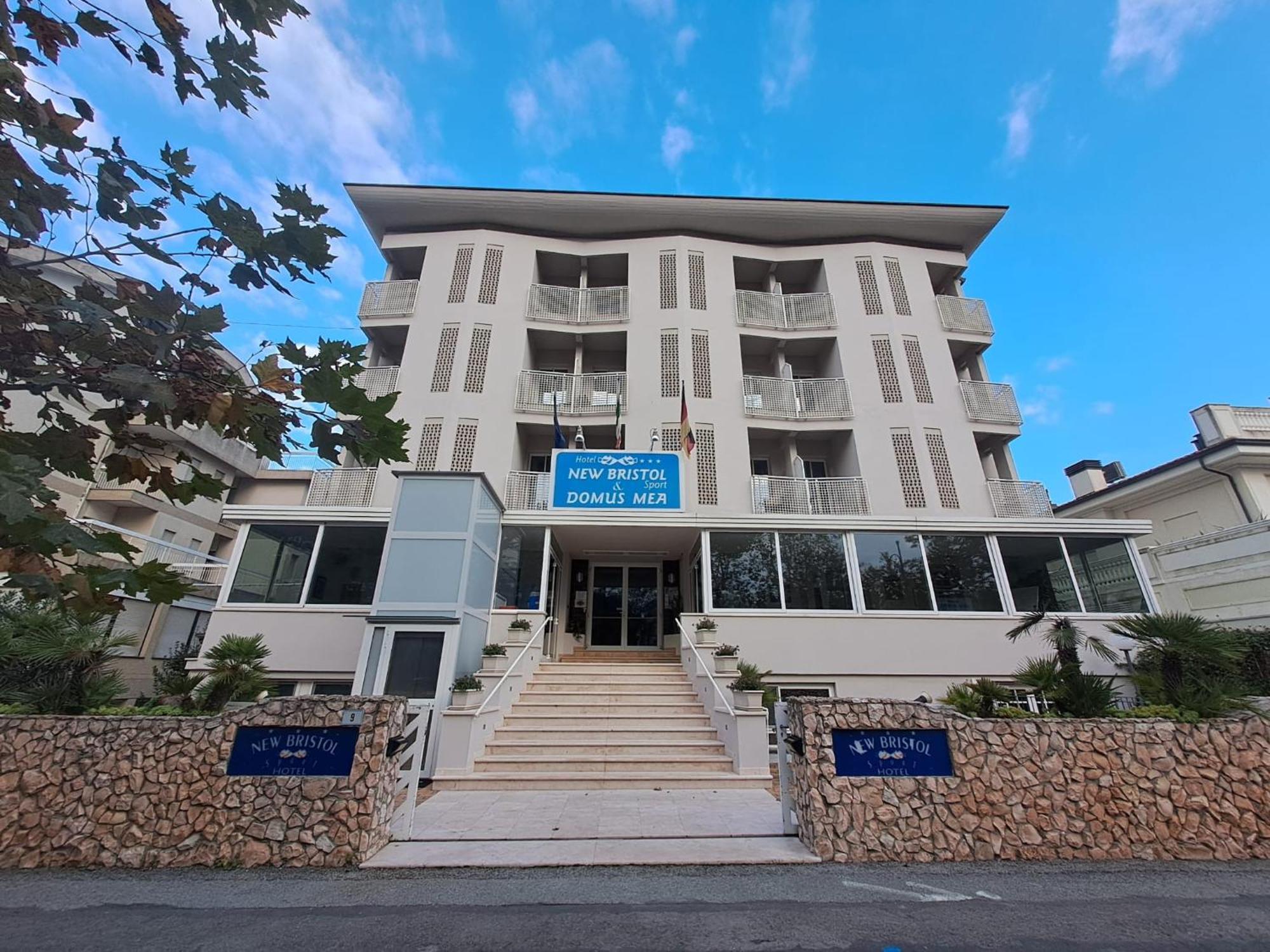 New Bristol Sport Hotel Cesenatico Exterior photo